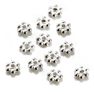 4mm Daisy Flower Antique Silver Tone Spacer Beads, Flat Round