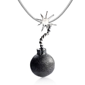 Bombe Anhänger Halskette, geschwärzten Silber Halskette, Hipster Schmuck, Cartoon Bombe Halskette, Boom Halskette schwarz Charme, Hip-Hop, trendigen Charme
