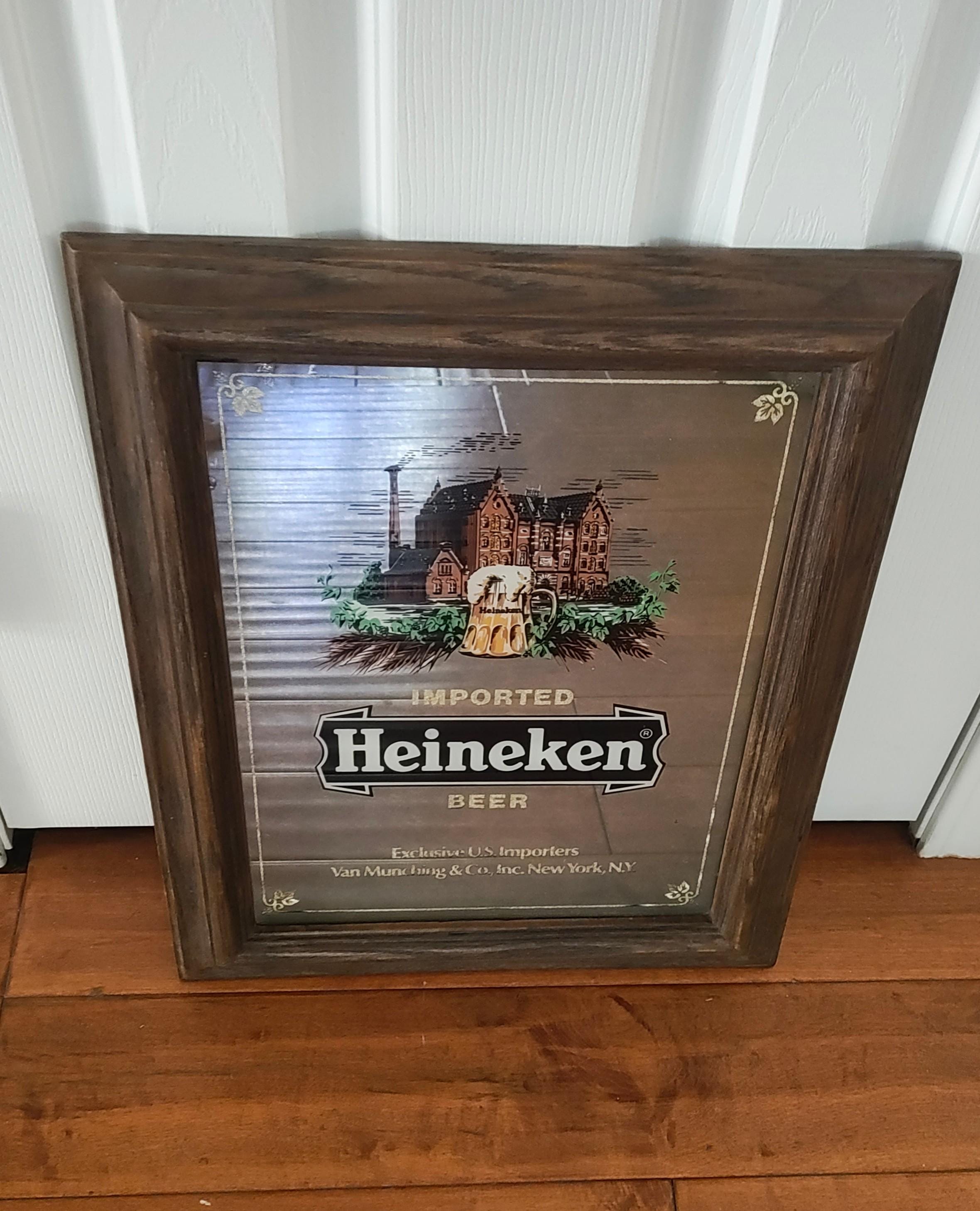 鏡 壁掛け鏡 ウォールミラー クルベ ブラウン 正方形 61cm スクエア | 壁掛けミラー,横幅：60cm～ | 鏡専門店  NIKOKIRA（ニコキラ） 本店 Wooden Pub Mirror ウッド パブ ミラー SINCLAIR 壁掛け 鏡 ガラス 木製 玄関 洗面所 お部屋 ガレージ