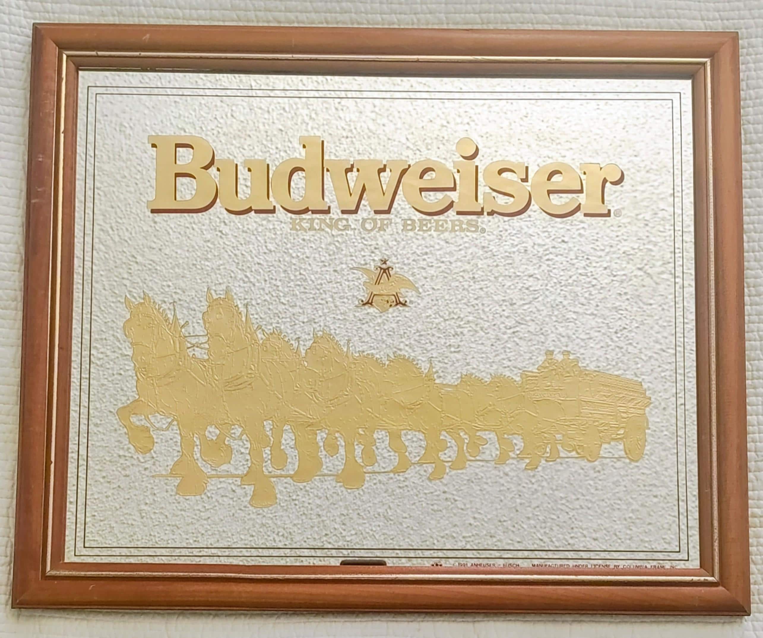バドライト BudLight 鏡 ミラー 木製フレーム ビンテージ パ h15B BUD LIGHT Genuine BEER BUDWEISER Mirror Sign Bar Man Cave