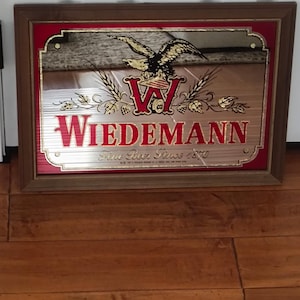 Wiedemann ヴィンテージビールミラー (1981) 19.75インチ x 14.25インチ バー、パブ、または隠れ家として最適です。