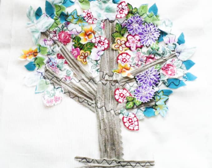 Family Tree Embroidery Kit Beginner Sewing Project Heritage Quilt Block Kit Textile Collage Wall Art Folk Stitching Hand Needlework Pattern