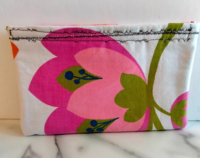 Pink Floral Fabric Pouch Cosmetic Case Reusable Cell Phone Holder Retreat Gift Ideas Autumn Travel Passport Cases