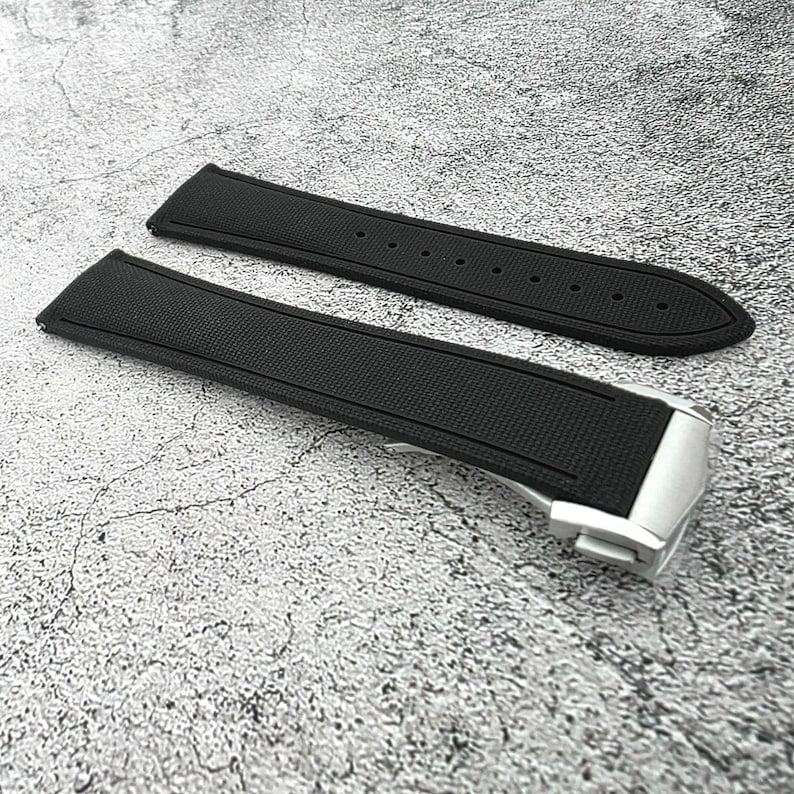 Marine Pro Deploy FKM Rubber Watch Strap 20mm 21mm 22mm Black image 5