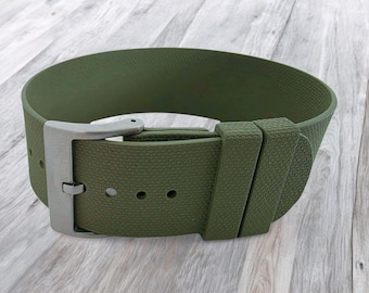 Green FKM Rubber Watch Strap: Military Style, 20mm 22mm One Piece