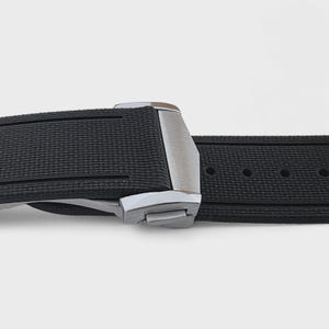 Marine Pro Deploy FKM Rubber Watch Strap 20mm 21mm 22mm Black image 6