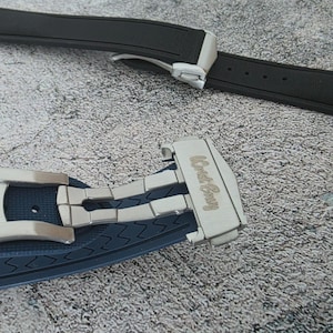 Marine Pro Deploy FKM Rubber Watch Strap 20mm 21mm 22mm Black image 4