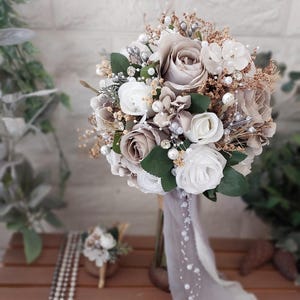 Gray Bridal Bouquet, Dried Flowers, bouquet design with pearls, wedding accessory
