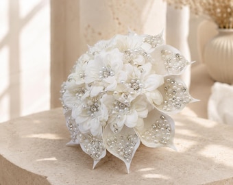 Handmade calla lily bridal bouquet featuring pearls and rhinestones. Timeless Wedding theme