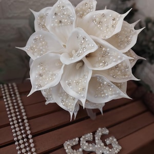 Hammadde Bouquets, Luxury Beaded Bridal Bouquet, Crystal Embellished Ivory Flowers, Elegant White Wedding Accessory
