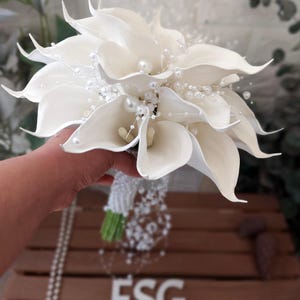 Faux Calla Lily Wedding Bouquet, Elegant Bridal Flowers,  with Pearl hammadde Bouquet