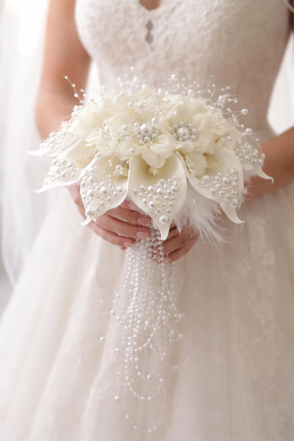Pearl Embellished Callas Bridal Bouquet, Luxury Handmade Custom Flower Arrangement for Bride
