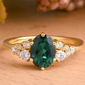 Vintage Oval Emerald Engagement Ring Moss Agate Promise Wedding Ring Rose Gold Art Deco May Birthstone Ring Unique Emerald Bridal Jewelry