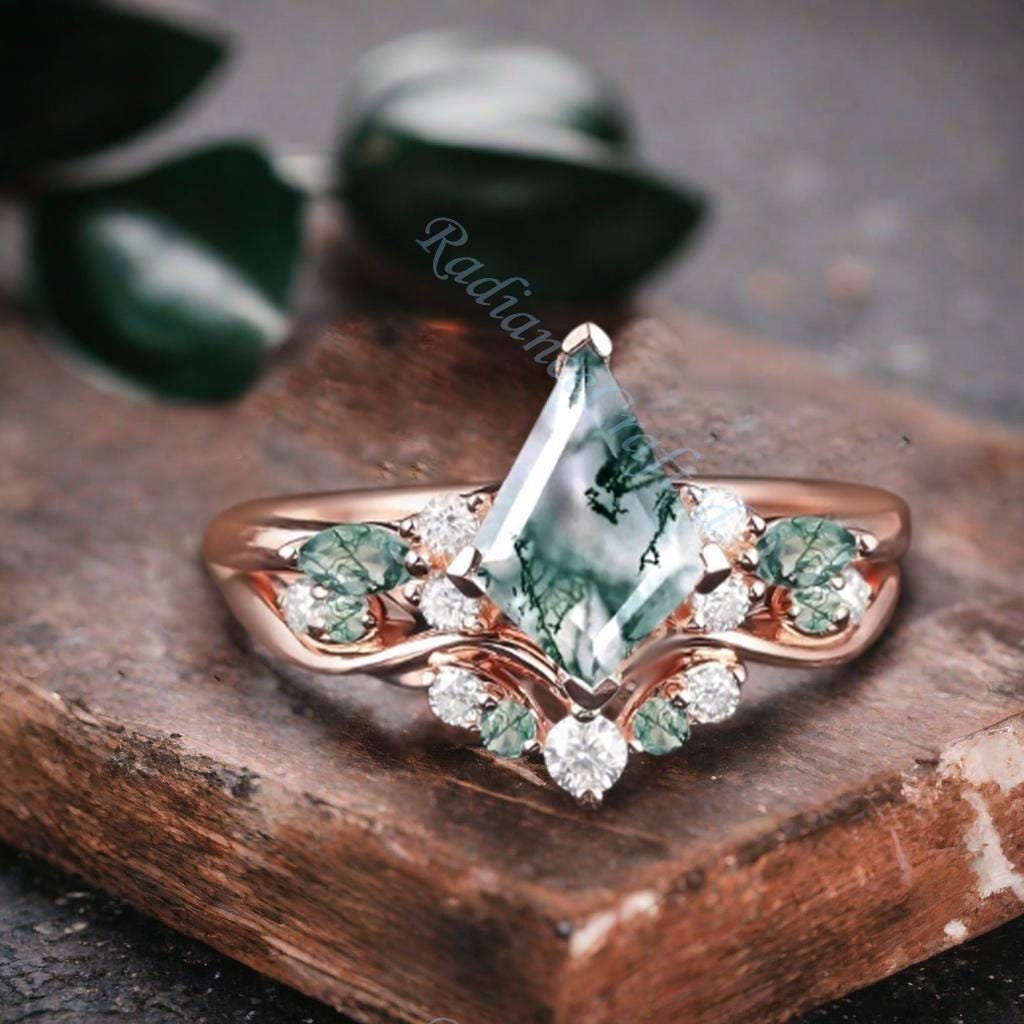Kite Cut Natural Green Moss Agate Engagement Ring Set Gold Moissanite Wedding Rings for Women Promise Birthday Gift Anniversary Ring for Her