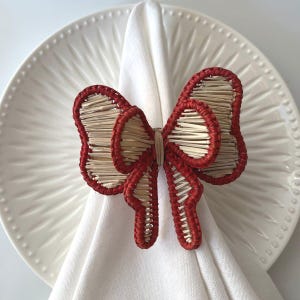 Serviettenringe | Tisch Dekor | 4er-Set | Rote Schleife | Handarbeit | Handwerklich gefertigt  Tischzubehör| Urlaub, Weihnachtsbesonderheit | Serviettenringe