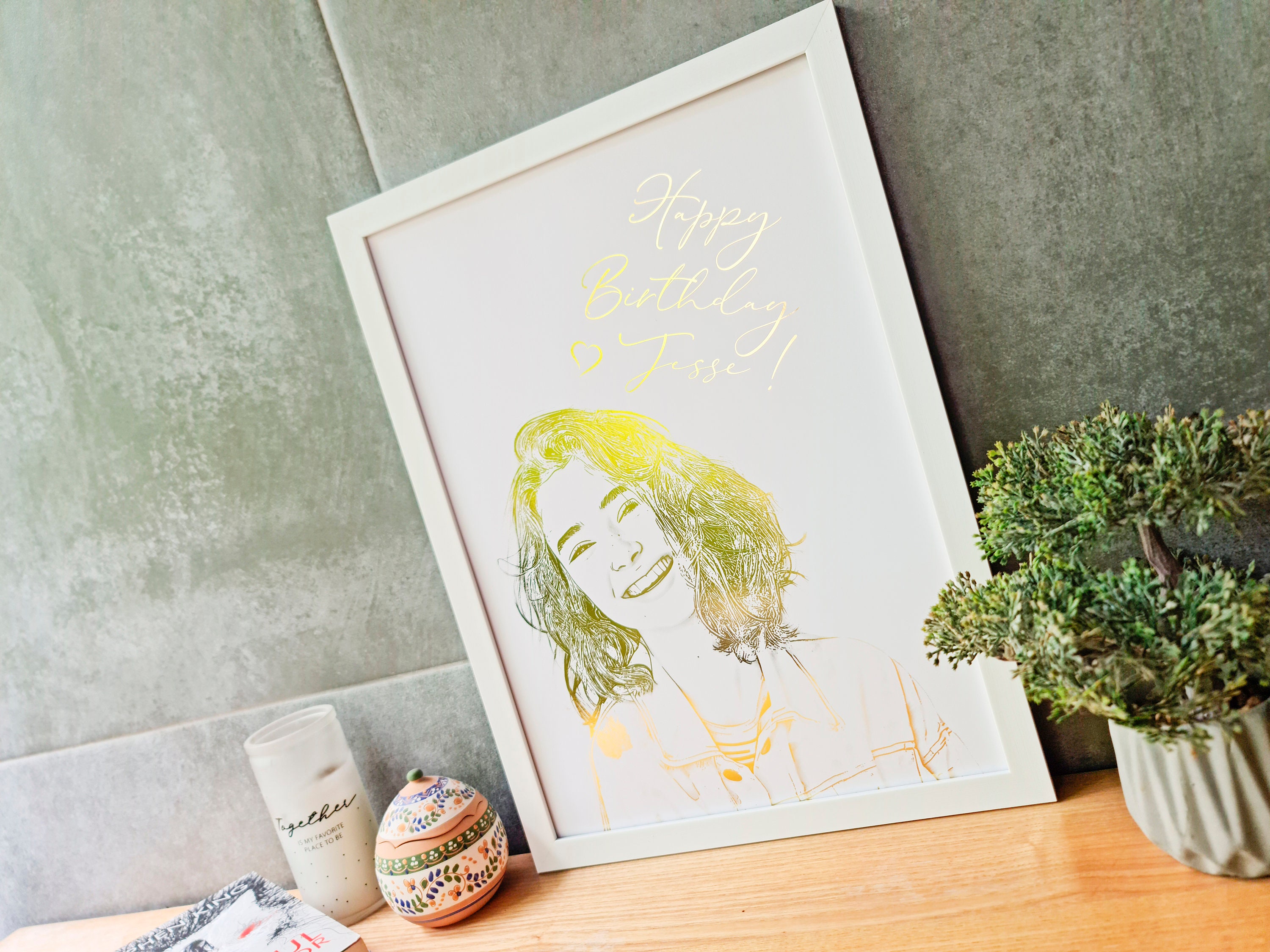 custom-one-line-drawing-portrait-from-picture-with-gold-foil-couple