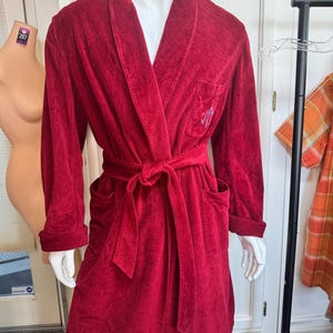 Vintage 1960s State O’ Maine Men’s Robe Deep Red Velour Bathrobe with Belt