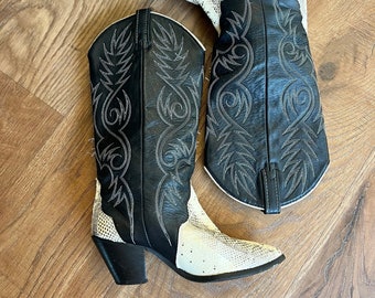 Vintage ACME Snakeskin Cowboy Boots Size 6