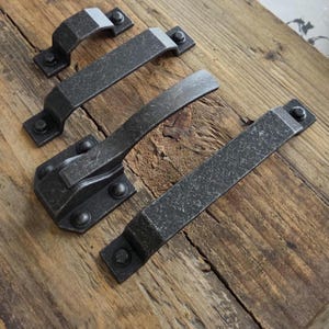 Rustic Black Iron Cabinet Pull: Farmhouse Industrial Hardware, Made in Italy