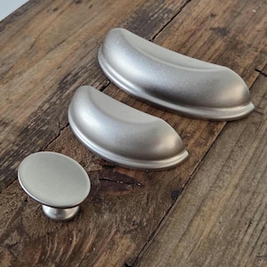 Vintage Nickel Cup Pull: Wischfeste italienische Möbelbeschläge