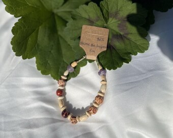 Pulsera hecha a mano con piedra preciosa de amatista