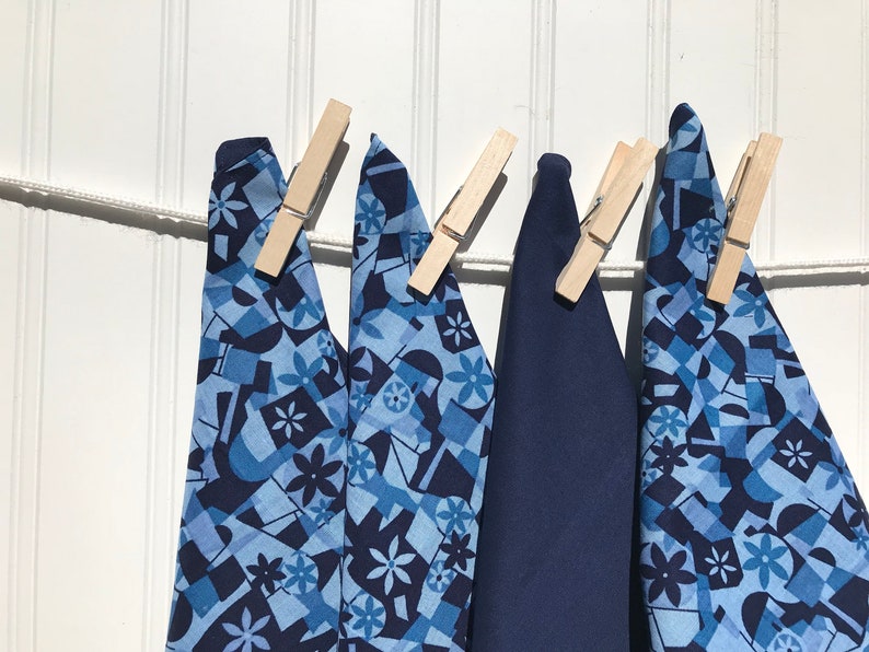 Set of 4 2 ply Cotton 8 Everyday Cloth Napkins Blue on Blue Geometric Print