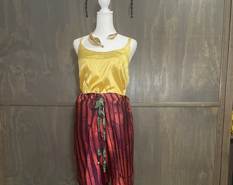 Drawstring pants: Two-tone red and green Silk with drawstring waist