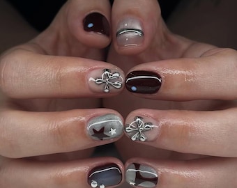 Uñas postizas cromadas espirales extra cortas, uñas de gel cuadradas extra cortas, uñas muy cortas, uñas postizas, uñas cortas estilo Y2K, uñas cortas