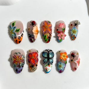 3D Floral Press-On Nails: Handmade Flower Nail Art