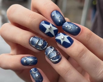 Extra Kurze Blaue und Chrom Handgemachte Press-On Nägel, Extra Kurze Squoval Nägel, Y2K Stil, Unisex Gel Nagel