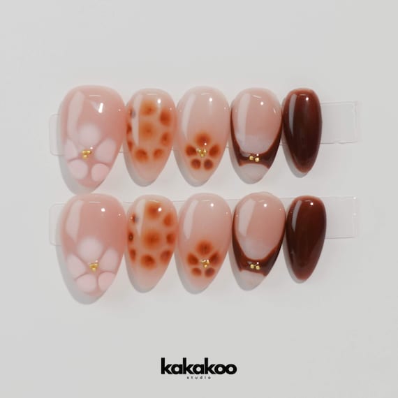 Custom Press-On Nails: Short Almond Floral Handmade Gel Nails