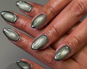 Green and Chrome Cat Eye Press-on Nails: Short Almond Custom Gel Nails, Y2k Style Fake Nail