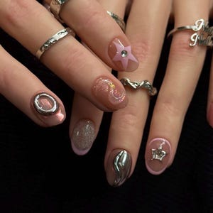 Extra korte ronde nagels, roze chromen handgemaakte plaknagels, korte nagels met patroon, handgemaakte gelnagels, cadeau voor meisjes, nepnagels, zomernagels
