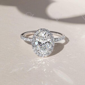 Oval 3.5ct Lab Grown Diamond Engagement Ring: Solitaire, IGI Certified