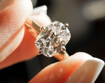 Cushion Cut 3.0ct Lab Grown Diamond Engagement Ring (IGI Certified)