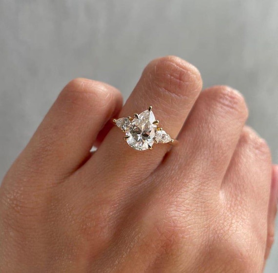 Pear Cut 2ct Lab Grown Diamond Engagement Ring IGI Certified