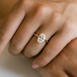 Oval 3.00ct Lab Grown Diamond Solitaire Engagement Ring Ideal Birthday Gift Ring Promise Ring Proposal Ring IGI Certified