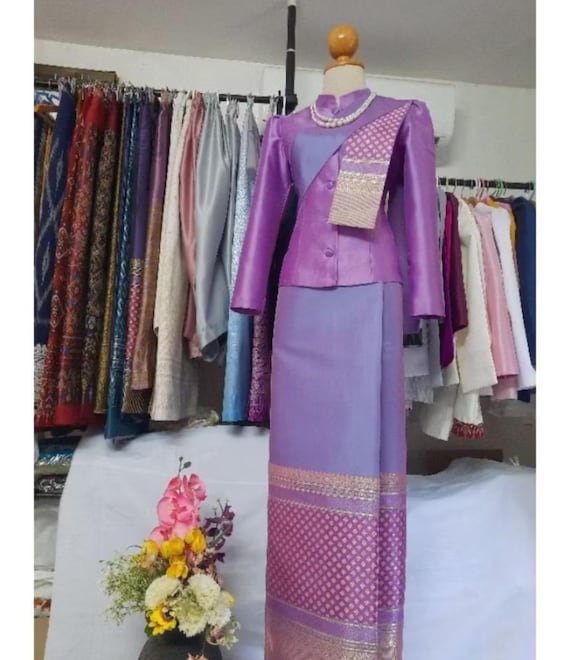 3 Piece Set / Similar to Thai Airways Cabin Crew Flight Attendant