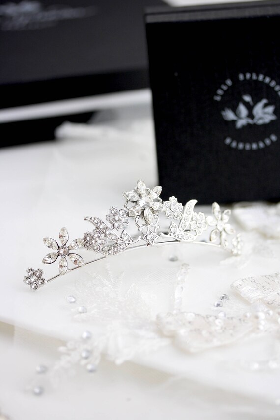 Small Tiara For Bride Veil Comb Wedding Hair Accessories Etsy
