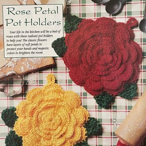 Rose Petal Pot Holders Crochet Pattern. Crocheted Flower Pot Holders. Cotton Hot Pad. Vintage Pattern.