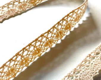 Ivory Cotton Lace Trim. Ribbon. Cream. Beige. Natural. Crocheted. 1 Yard.