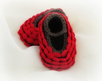 3-6 Months Baby Booties. Red. Ruffled.