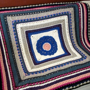 Crocheted Granny Square Blanket. Wool. Afghan. image 1