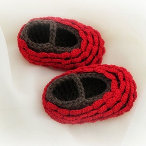 3-6 Months Baby Booties. Red. Ruffled. image 4