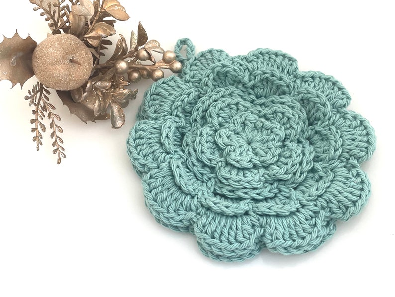Crocheted Flower Pot Holder. Rose Petal Pot Holder. Cotton Hotpad. Casserole Hot Pad. Floral Trivet. Green. Aqua. Vintage. image 1