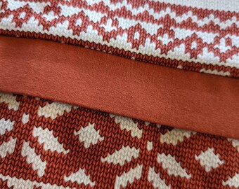 Red and White Knit-Look Pillowcase
