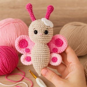 Butterfly Crochet Pattern-Easy Amigurumi PDF, plushie tutorial for bigenners, Instant download, Crochet Pattern PDF, Butterfly Amigurumi
