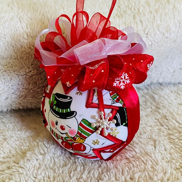 Snowman Ornament -  Quilted Christmas Ornament - Hostess Gift, Christmas Gift, Secret Santa Gift