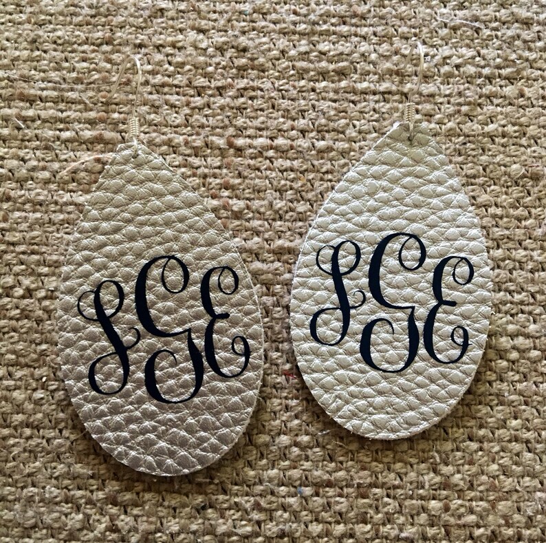 Monogrammed silver pebbled faux leather earrings Monogram | Etsy