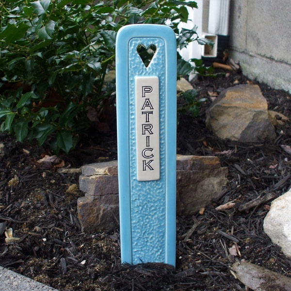 Solid Color Pet Grave Marker Memorial Headstone Tombstone / custom handcrafted ceramic burial marker for all pets / 9 colors / black letters